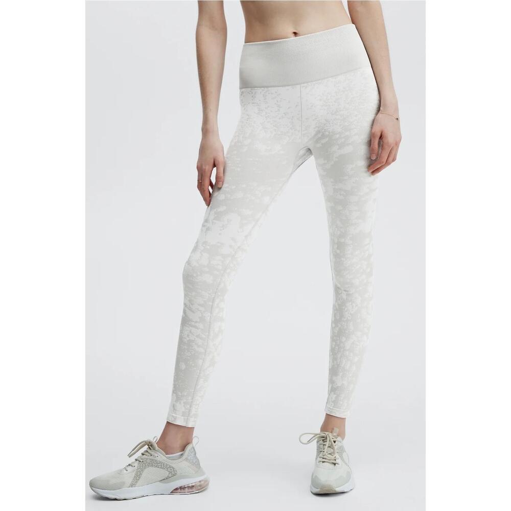 Fabletics High-Waisted Seamless Mist Legging Light Gray White Textured Size S